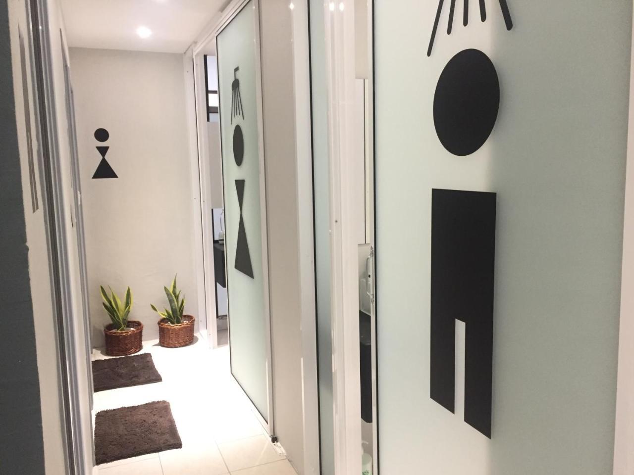 Vibrant Hostel Kota Kinabalu Ngoại thất bức ảnh