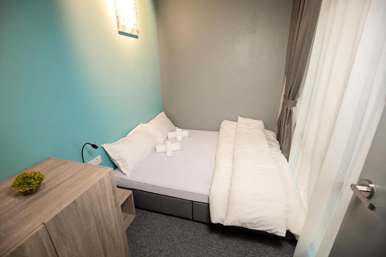 Vibrant Hostel Kota Kinabalu Ngoại thất bức ảnh
