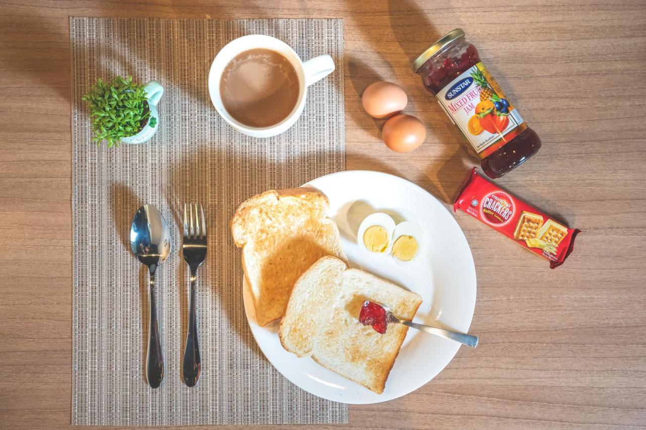 Vibrant Hostel Kota Kinabalu Ngoại thất bức ảnh