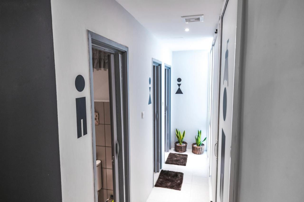 Vibrant Hostel Kota Kinabalu Ngoại thất bức ảnh