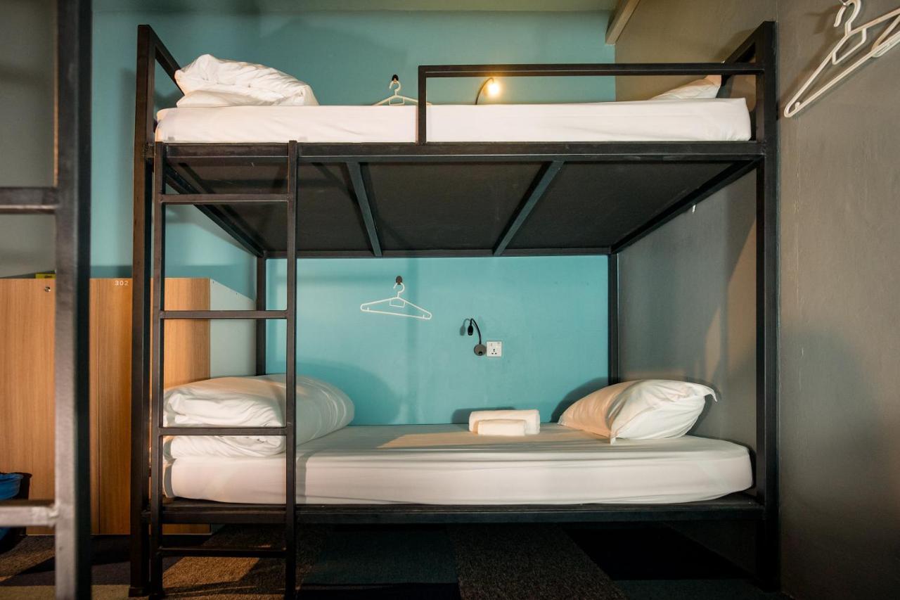 Vibrant Hostel Kota Kinabalu Ngoại thất bức ảnh